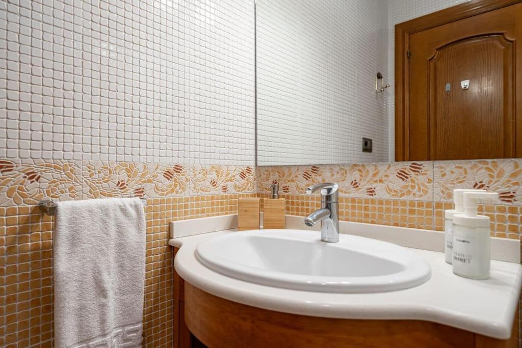 Apartamento La Joya Хіхон Екстер'єр фото